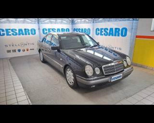 Mercedes Benz E 200 K Elegance 