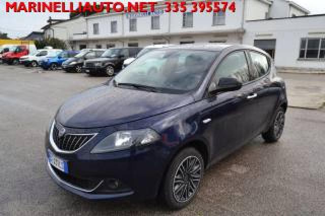 Lancia Ypsilon 1.0 Firefly 5 P. Hybrid Ecochic Gold 