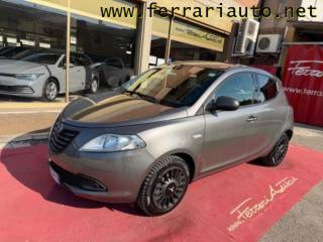 Lancia Ypsilon 1.2 69 Cv 5 Porte Elefantino Neopatentati 