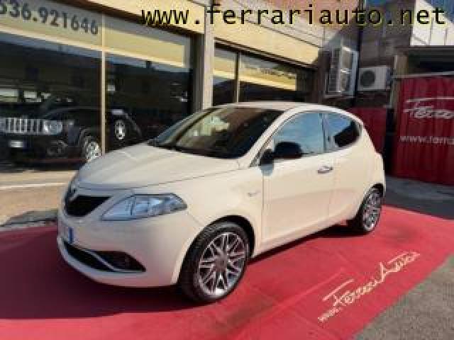 Lancia Ypsilon 1.2 69 Cv 5 Porte Platinum Full Optional Neopatent 