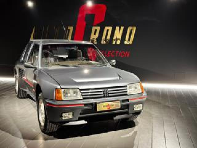 Peugeot 205 1.8i Turbo 16 