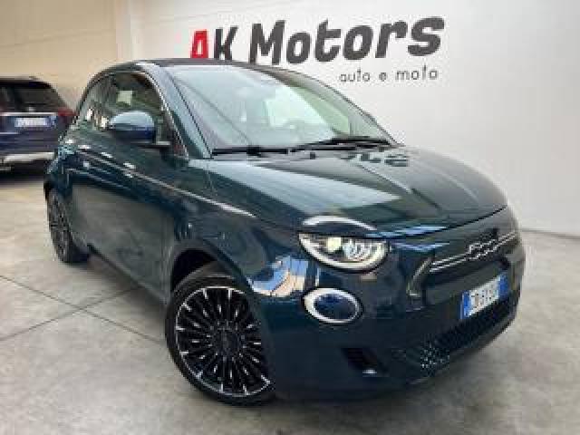 Fiat 500e Cabrio 42 Kwh La Prima 