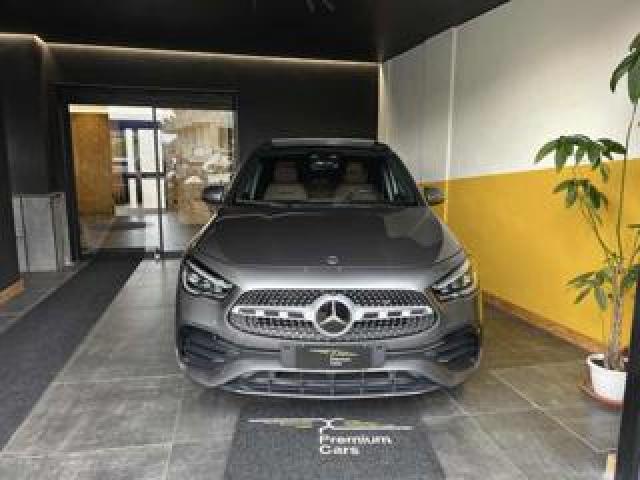 Mercedes Benz