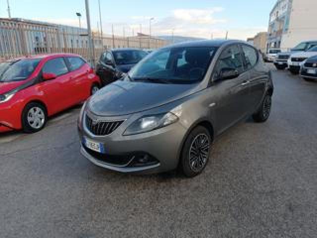 Lancia Ypsilon 1.0 Firefly 5 Porte S&s Hybrid Silver 