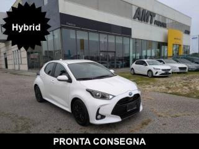 Toyota Yaris 1.5 Hybrid Promo Black Friday 