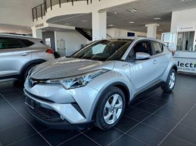 Toyota C-Hr 1.8 Hybrid E-Cvt 