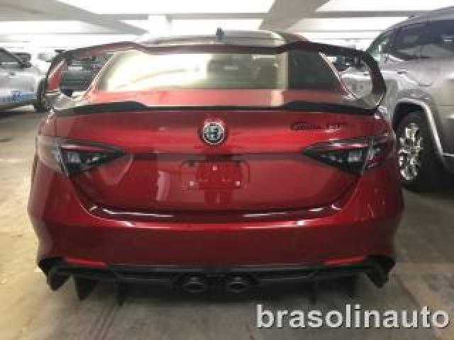 Alfa Romeo Giulia 2.9 V6 Bi-Turbo Gtam 