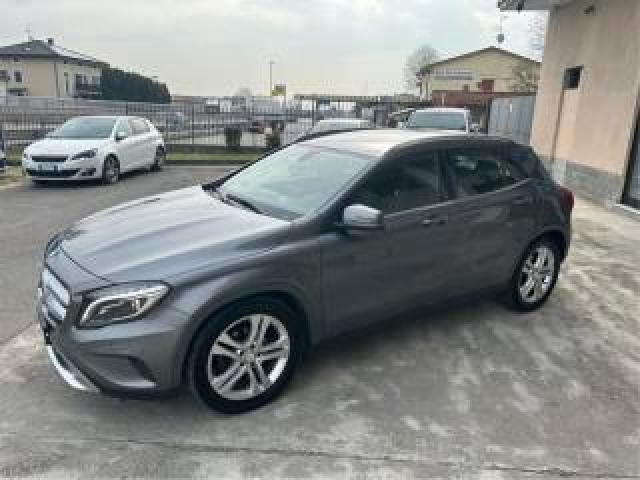 Mercedes Benz Gla 200 D Automatic 4matic Premium 