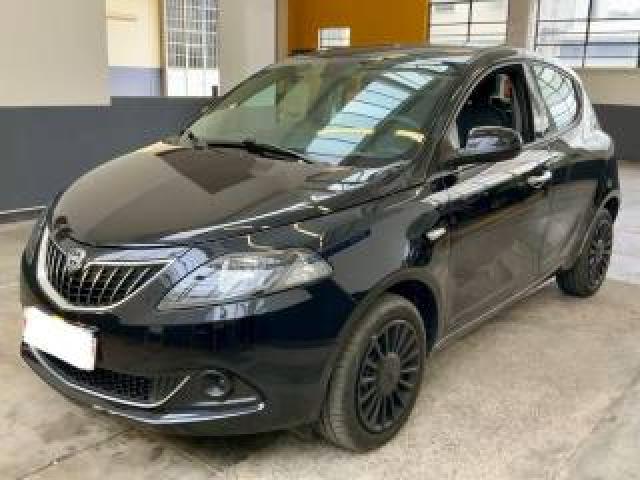 Lancia Ypsilon 1.2 69 Cv 5 Porte Gpl Silver Prezzo Reale/neopaten 