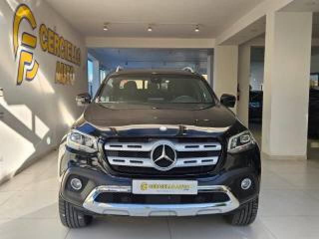 Mercedes Benz