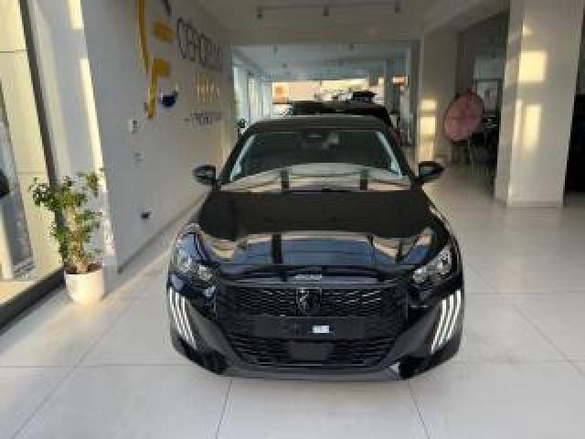 Peugeot 208 Hybrid 110 E-Dcs6 Business Da ?209,00 Mensili  
