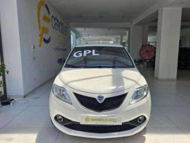 Lancia Ypsilon 1.2 69 Cv 5 Porte Gpl Ecochic Gold Da ?110,00 