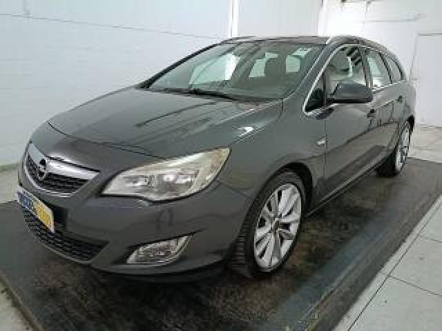 Opel Astra 1.7 Cdti 130cv Sports Tourer Cosmo 