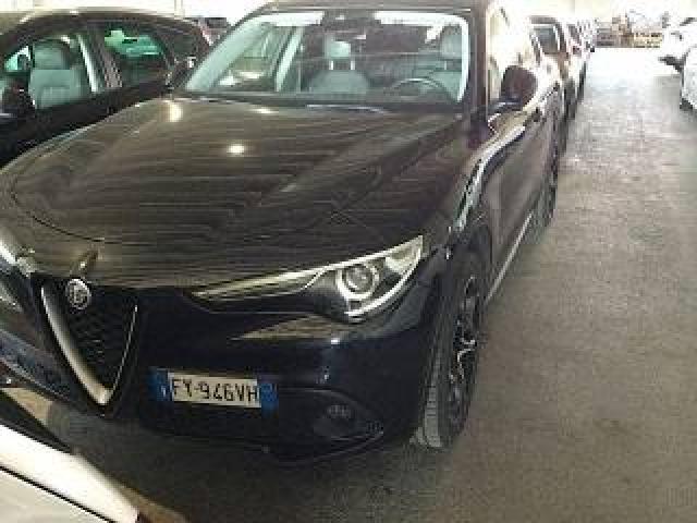 Alfa Romeo Stelvio 2.2 T Executive Q4 210cv Auto My19 
