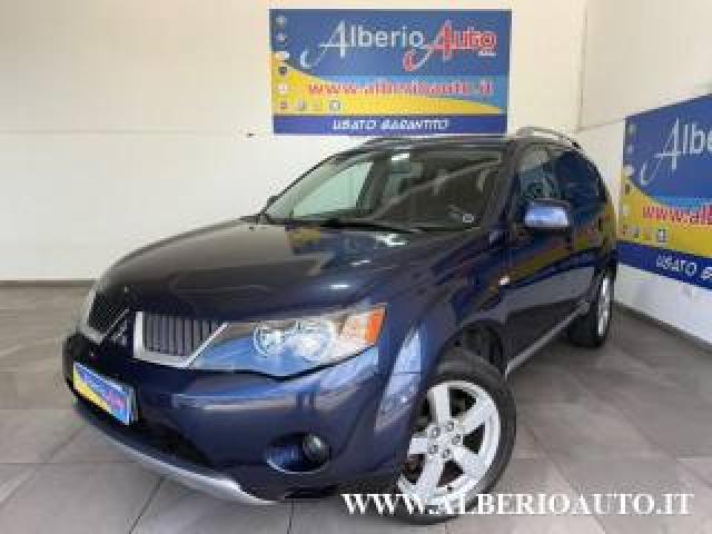 Mitsubishi Outlander 2.2 Di-D Instyle  
