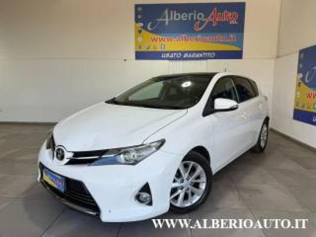 Toyota Auris 1.4 D-4d Lounge + Tetto 