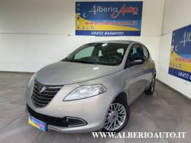 Lancia Ypsilon 1.2 69 Cv 5 Porte Gpl Ecochic Gold 