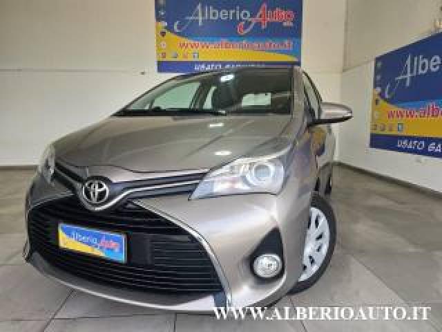 Toyota Yaris 1.0 5 Porte Lounge 