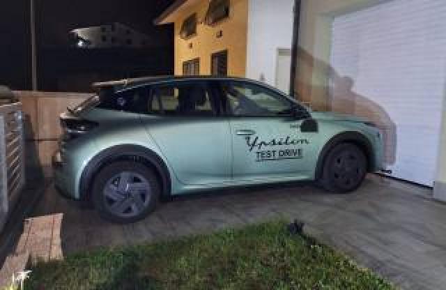 Lancia Ypsilon Hybrid E-Dct 