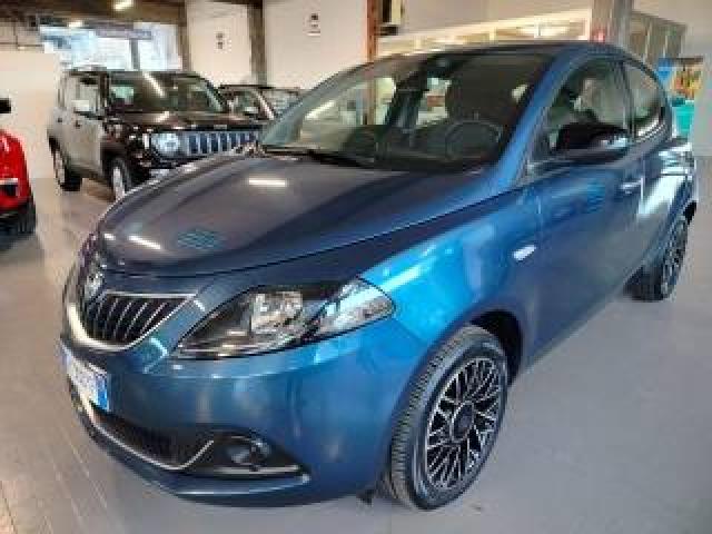Lancia Ypsilon 1.0 70cv Hybrid Platino Promo 