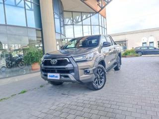 Toyota Hilux 2.8 D A/t 4wd 4 Porte Double Cab Invincible 