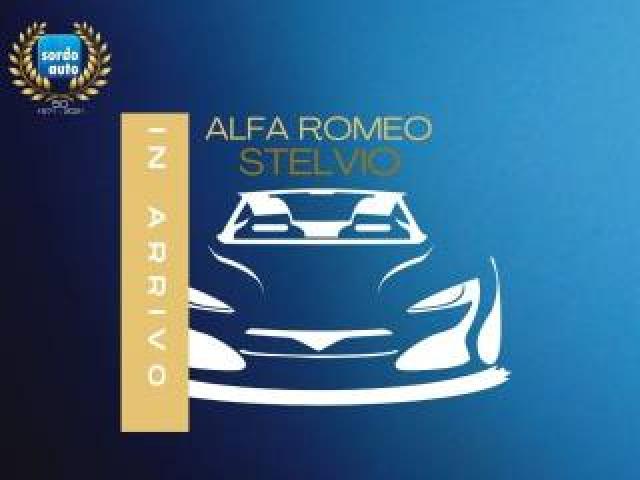 Alfa Romeo Stelvio 2.2 Turbodiesel 210 Cv At8 Q4 Veloce 