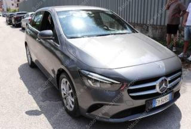Mercedes Benz