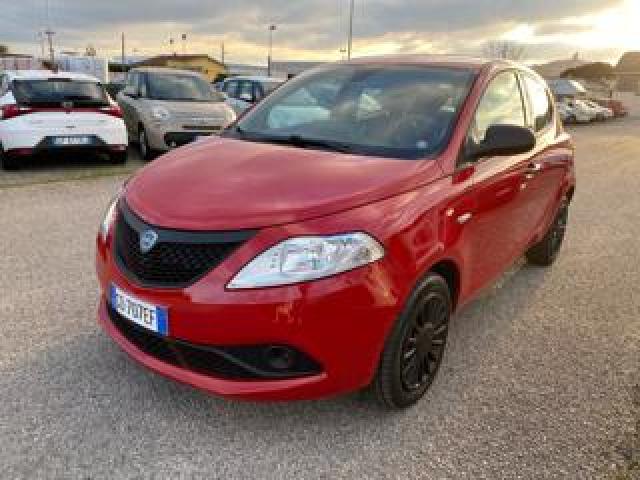 Lancia Ypsilon 1.2 69 Cv 5 Porte Gpl Ecochic Silver 