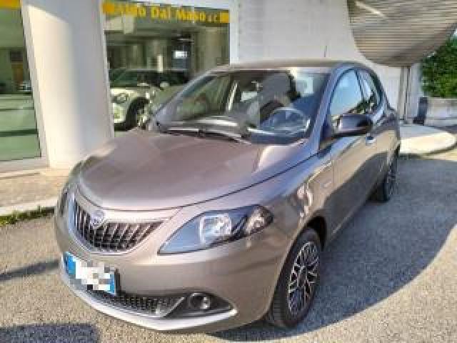 Lancia Ypsilon 1.0 Firefly 5 Porte S&s Hybrid Platino 