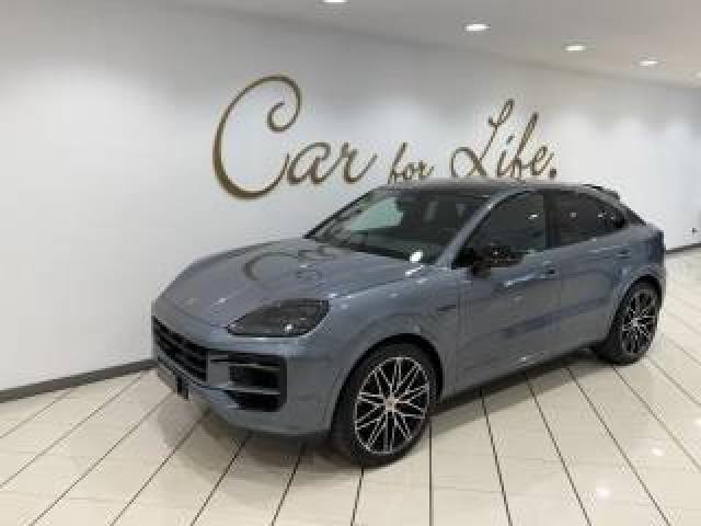 Porsche Cayenne 3.0 V6 E-Hybrid Black Edition 