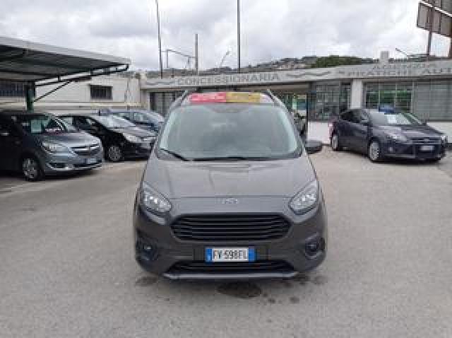 Ford Tourneo Courier 1.5 Tdci 100 Cv S&s Plus 