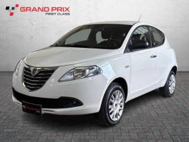 Lancia Ypsilon 0.9 Twinair 85 Cv 5 Porte Metano Ecochic Silver 