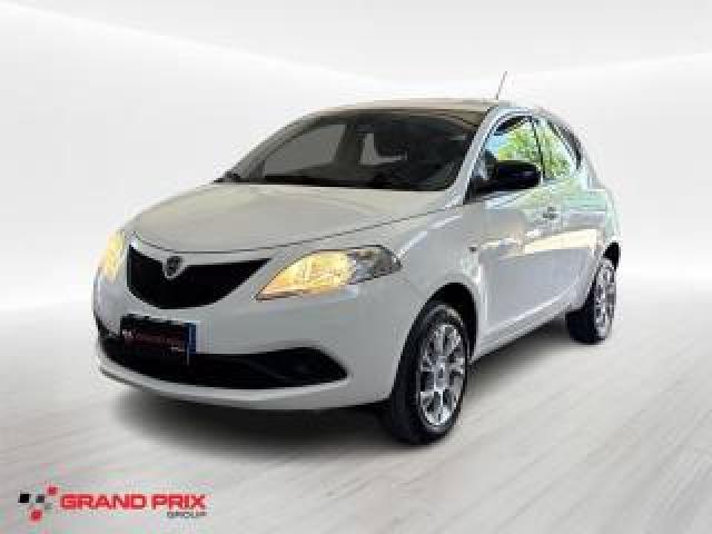 Lancia Ypsilon 0.9 Twinair 5 Porte Metano Ecochic Gold 