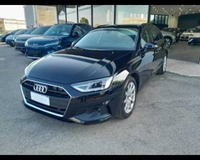 Audi A4 Avant 30 Tdi/136 Cv S Tronic 