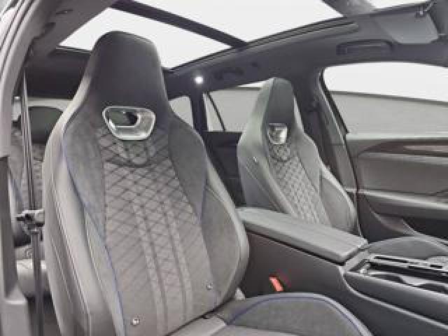 Volkswagen Passat Variant 2.0 Tdi 150 Cv Scr Dsg R-Line 