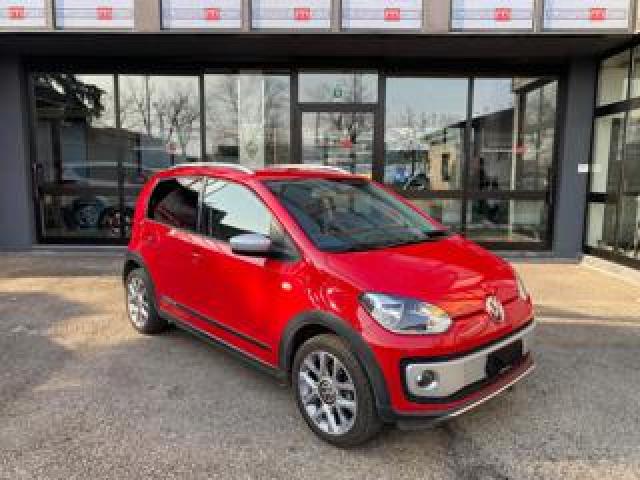 Volkswagen Up! 5p 1.0 Cross 75cv perfetta-Neopatentati 