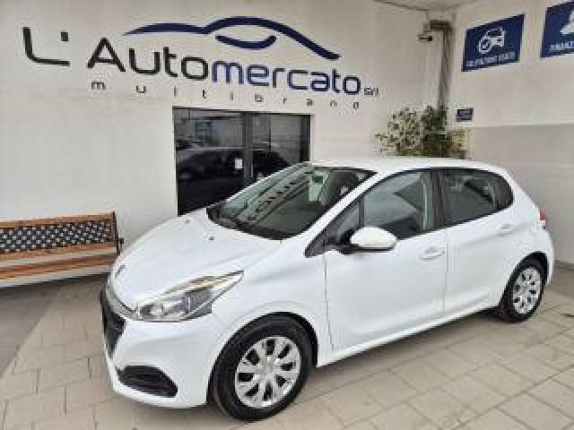 Peugeot 208 1.4 8v Hdi 68cv 5p. Business 