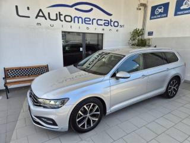 Volkswagen Passat Variant 2.0 Tdi Scr Evo Dsg Executive 