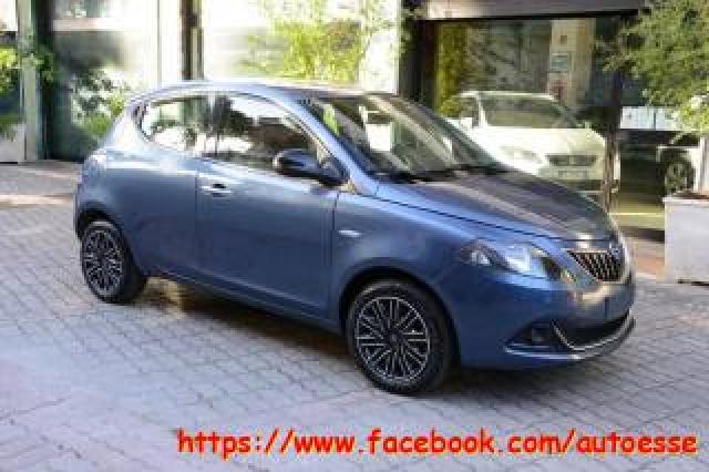 Lancia Ypsilon 1.0 Firefly 5 Porte S&s Hybrid Ecochic Gold 