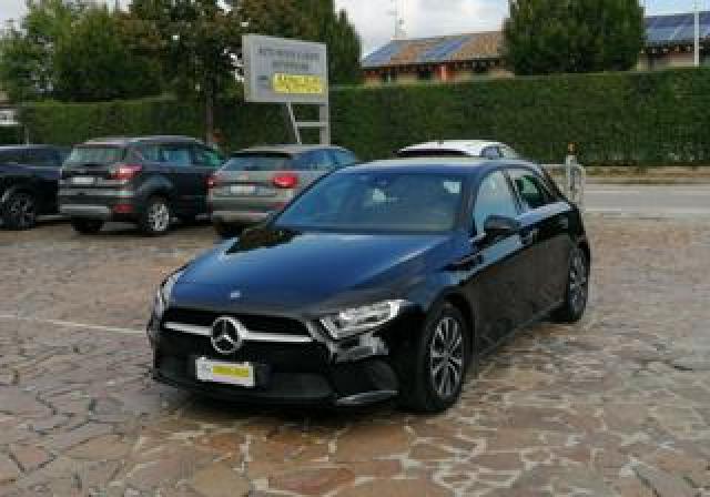 Mercedes Benz A 200 D Automatic Business 
