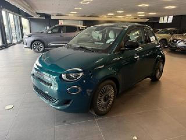 Fiat 500 Berlina Hybrid Icon 