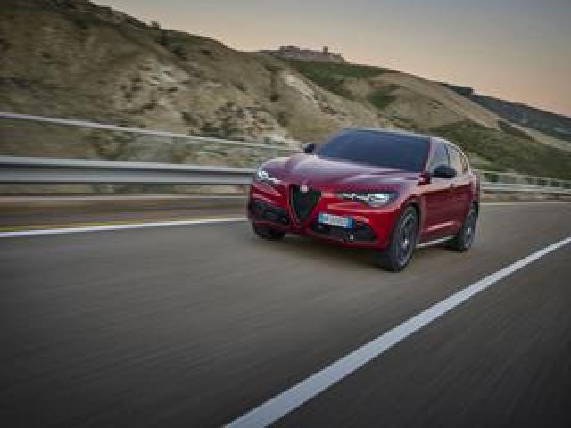 Alfa Romeo Stelvio 2.2 Turbodiesel 160 Cv At8 Rwd Sprint 
