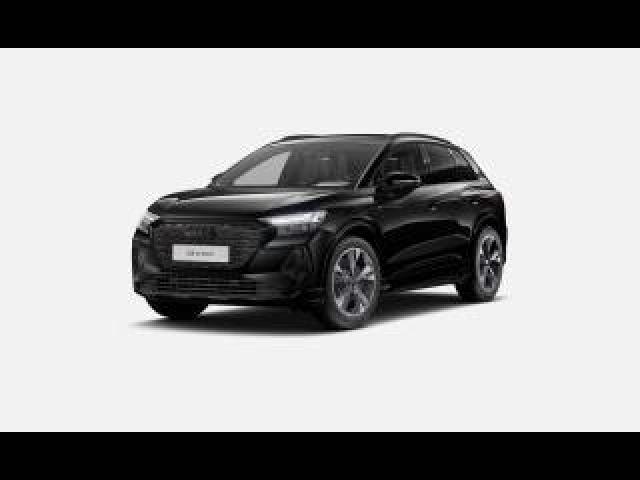 Audi Quattro Q4 45 E-Tron  S-Line 