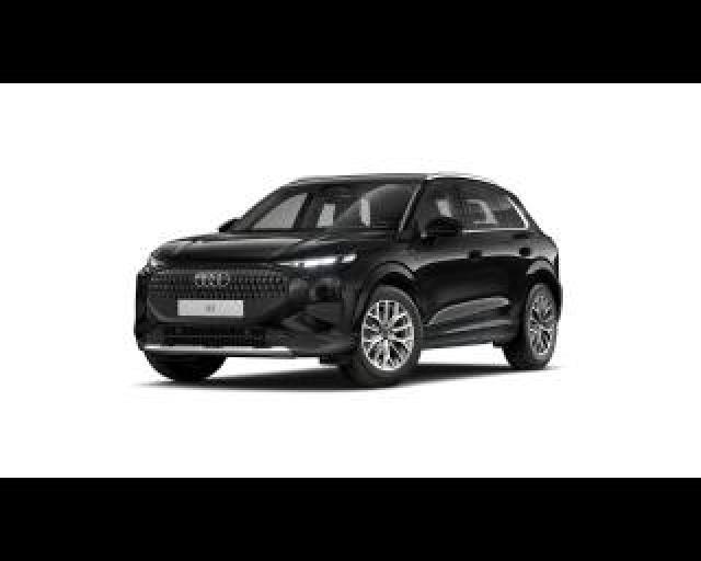 Audi 200 Audi Q3 Suv Business Advanced E-Hybrid   Kw S Tron 