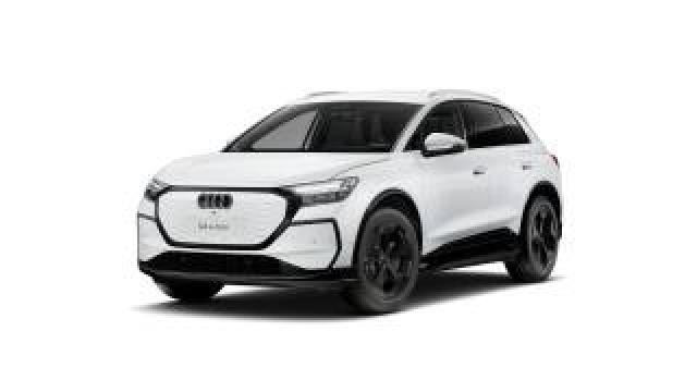 Audi E-Tron Audi Q4 Suv Business Advanced  Performance  210,00 