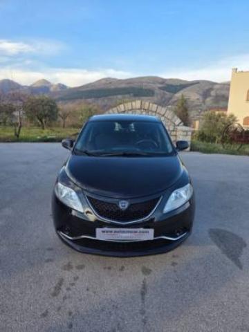 Lancia Ypsilon 1.2 69 Cv 5 Porte Gpl Ecochic Gold 