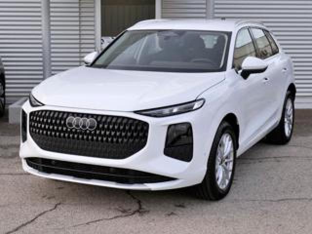 Audi Q3 2.0 Tdi 150cv S-Tronic Business Advanced 