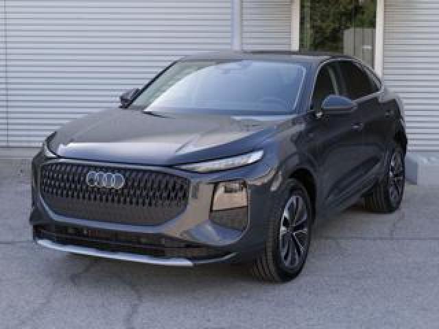 Audi Q3 Sportback 1.5 E-Hybrid 272cv S-Tr. Business Adv. 