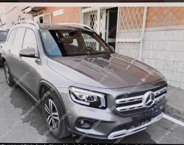 Mercedes Benz