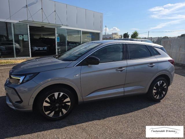 Opel Grandland 